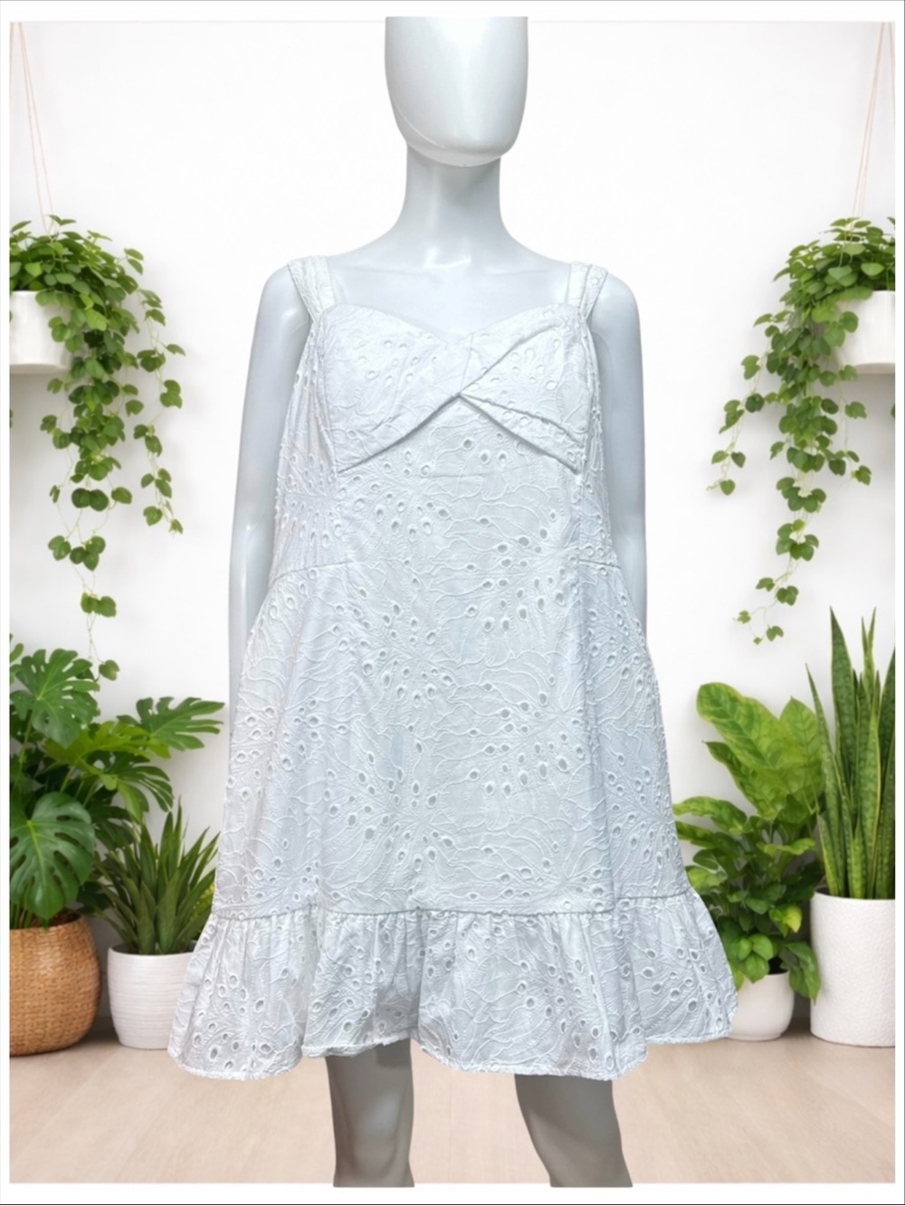 NEW Lilly Pulitzer Rocko Eyelet Romper Tropical Leaf Eyelet ~ Sz 16 ~ Item #D13